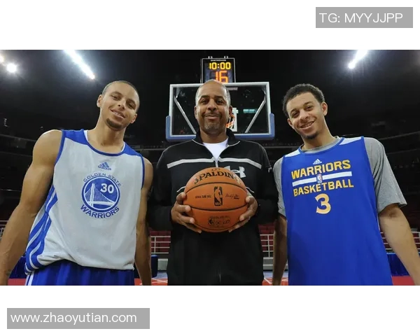 库里背后的故事：从少年到巨星之路