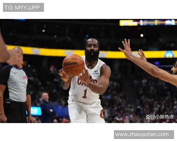 超级对决!哈登大战成看点之最 超级对决!哈登大战成看点之最